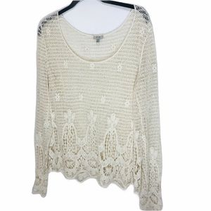 Eoote pull over lace top size M/ L long sl…